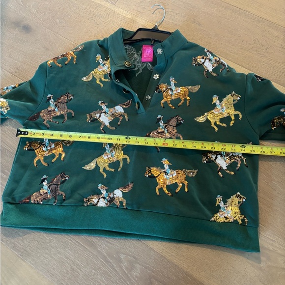 Queen of Sparkles Horse Riders Henley Sweatshirt Pullover Sequin Horseshoe Green - Picture 11 of 12